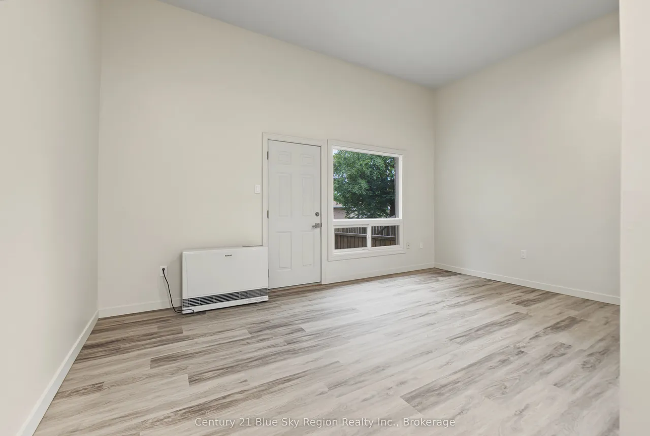 644 Lakeshore Drive, Unit 24 — photo 3