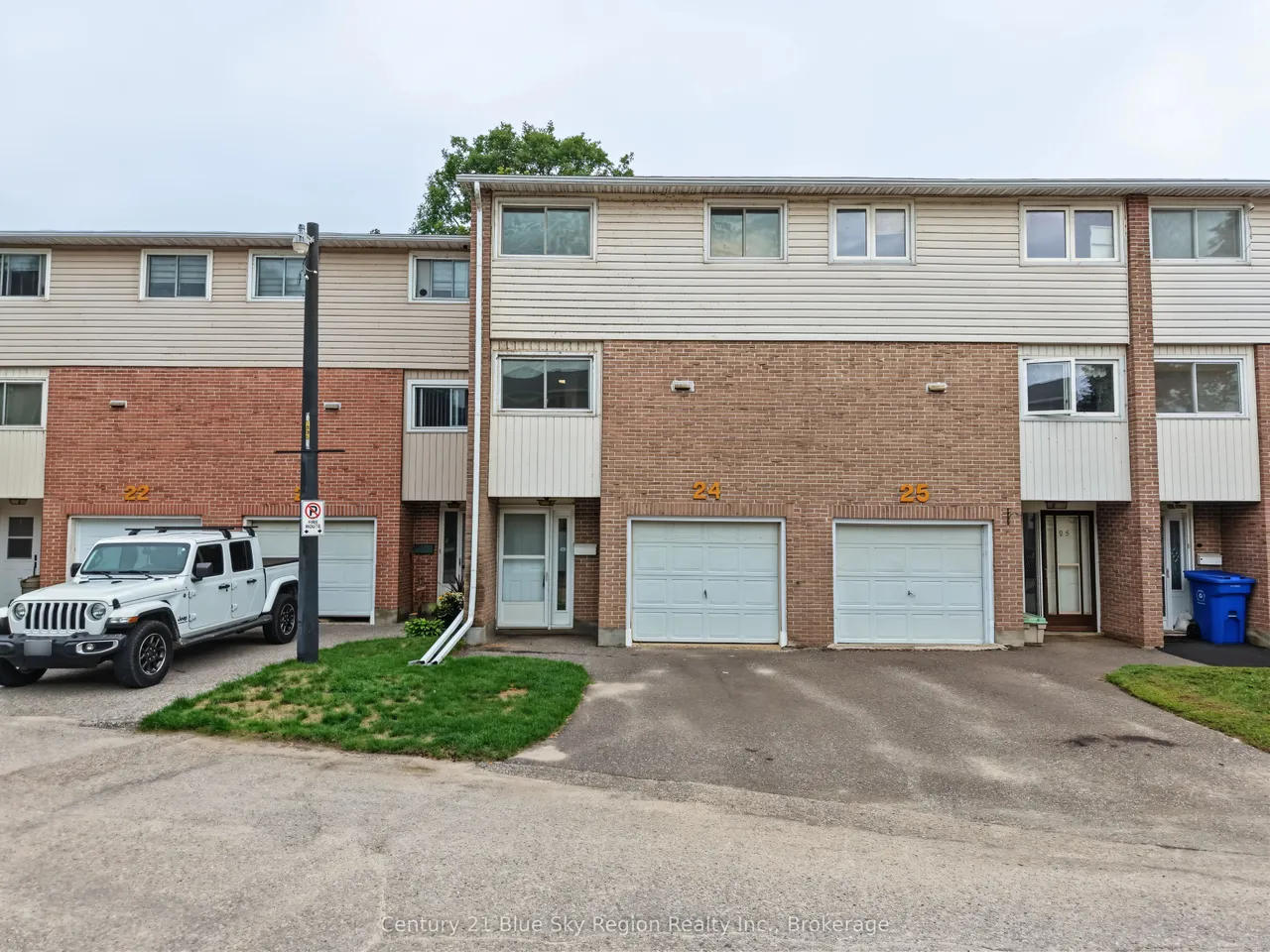 644 Lakeshore Drive, Unit 24