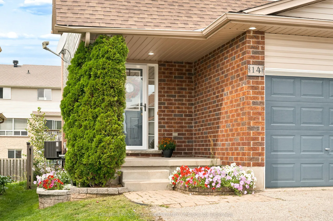 14 SANDCREEK Lane — photo 3