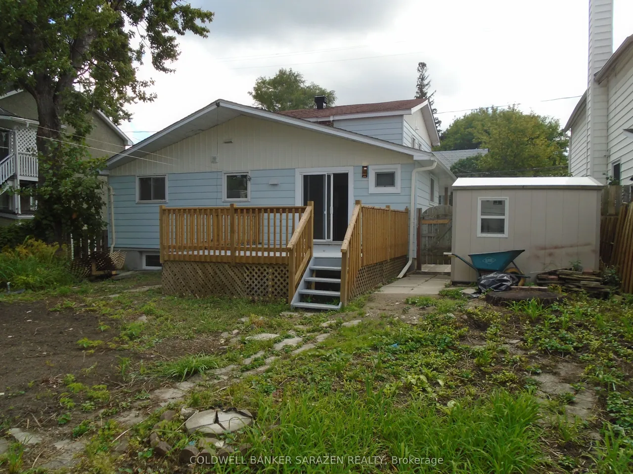 383 Montfort Street N — photo 23