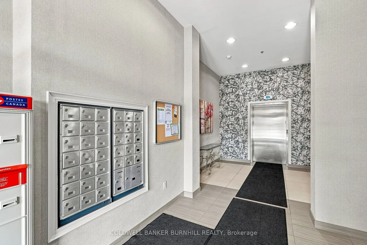 427 Aberdeen Avenue — photo 35