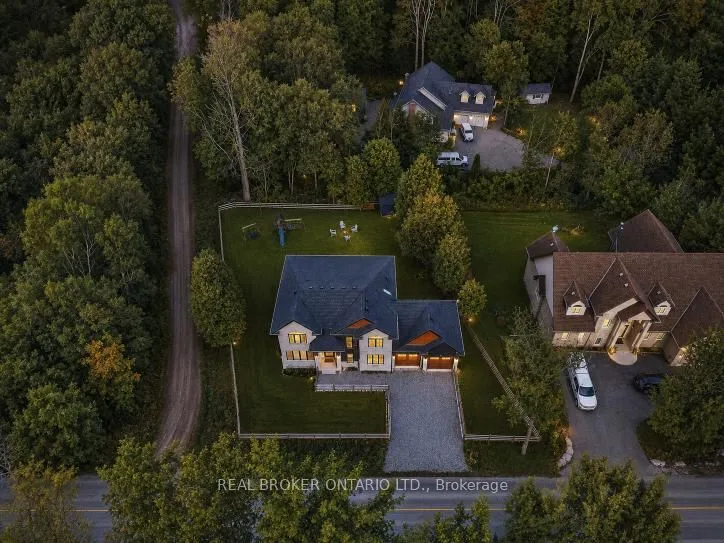 1095 Mineral Springs Road — photo 3