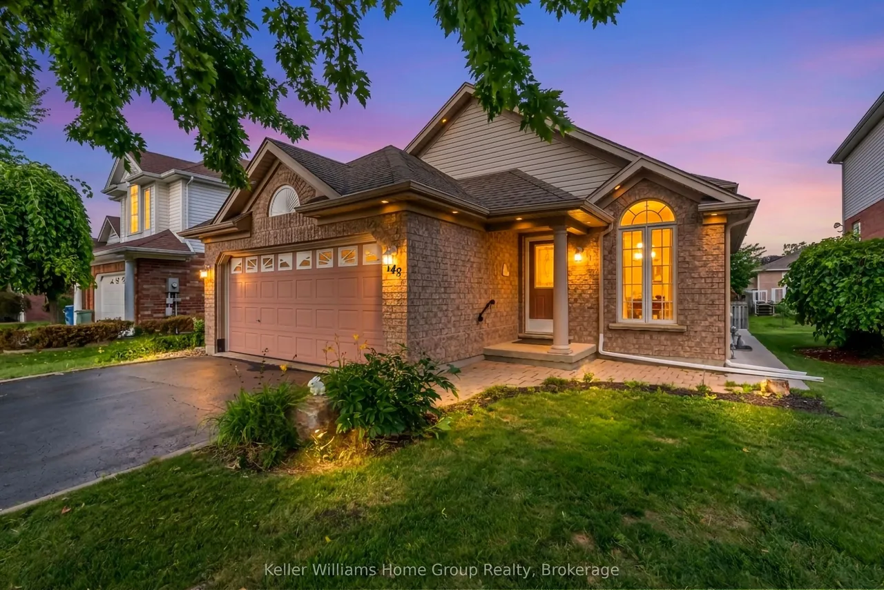 148 Clairfields Drive W