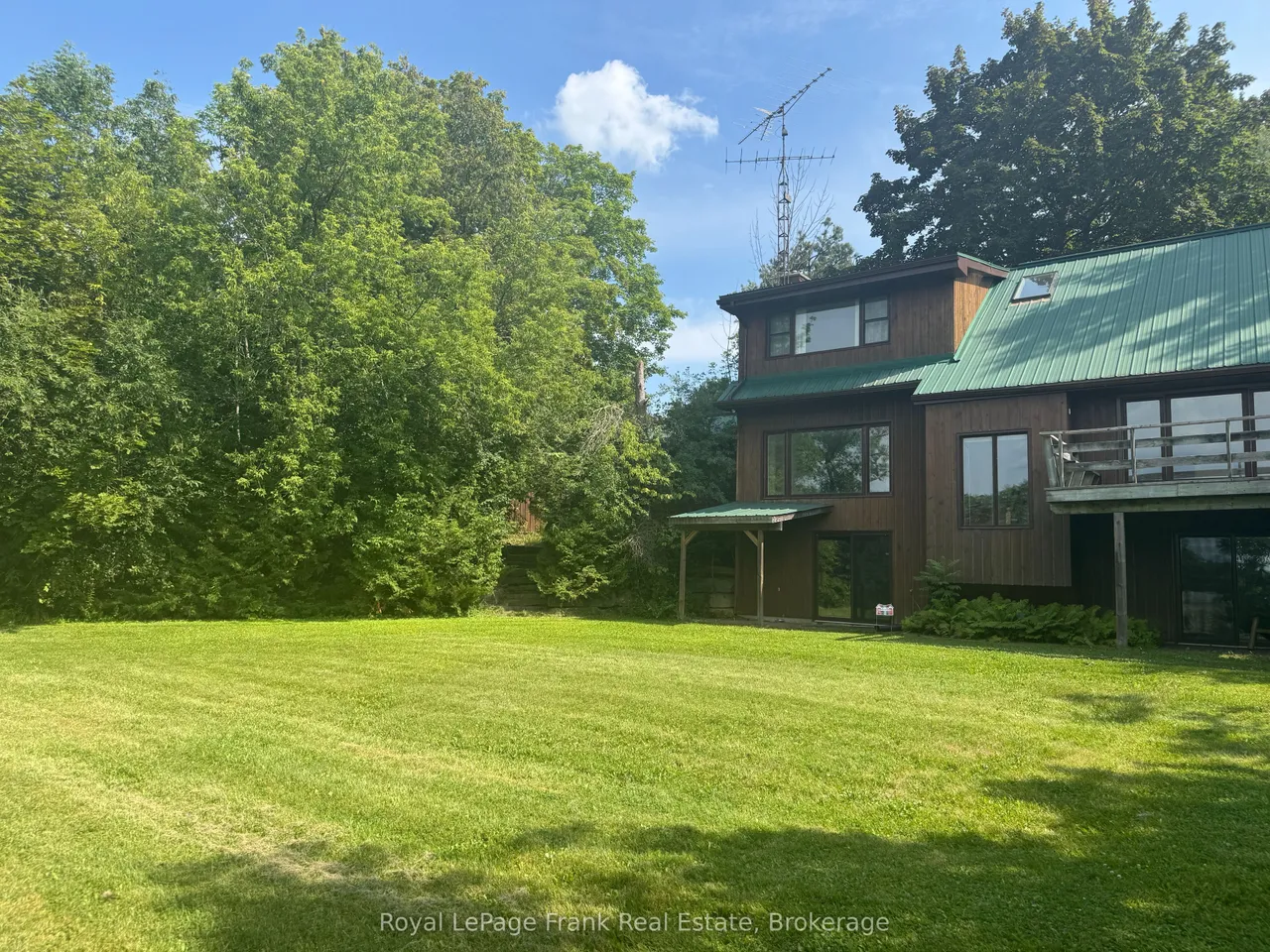 674 Dickie Road — photo 3