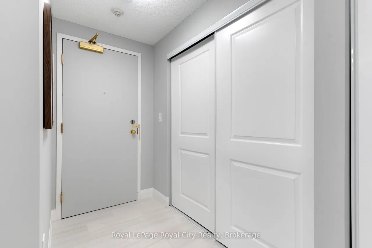 105 Bagot Street — photo 3