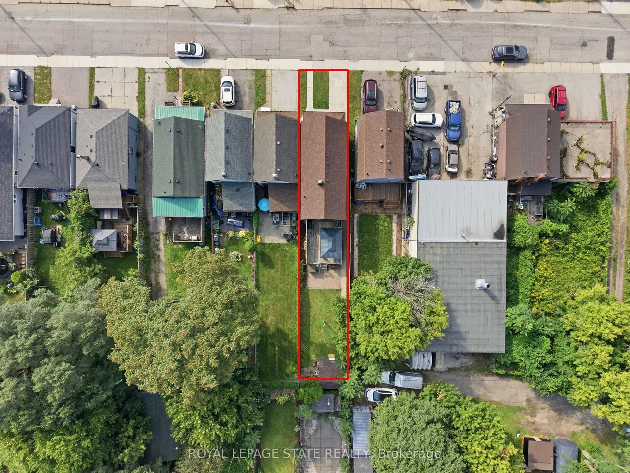 126 Niagara Street — photo 38