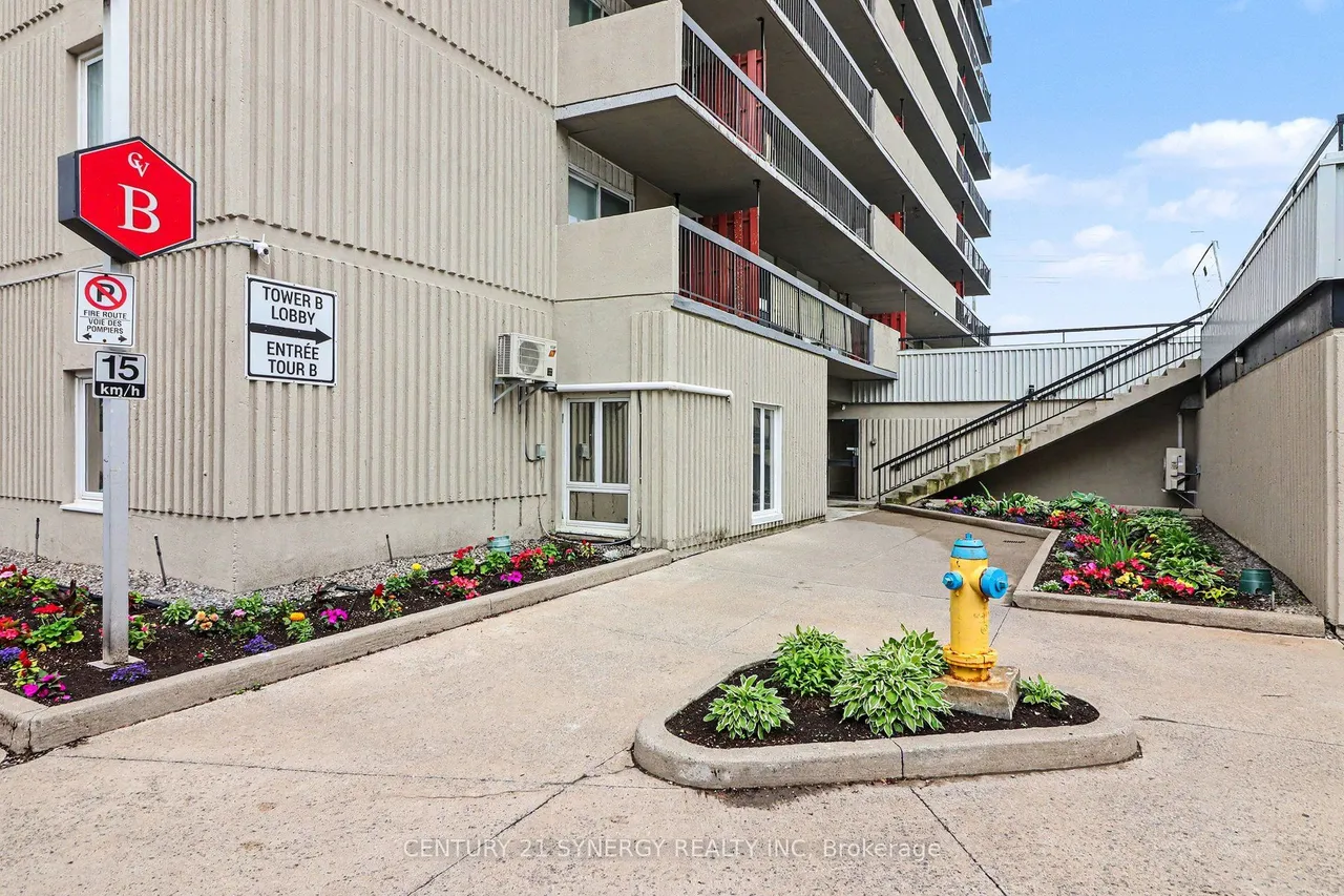 158B McArthur Avenue — photo 3