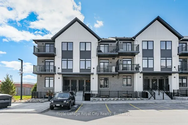824 Woolwich Street — photo 2