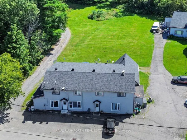 3590 Old Montreal Road