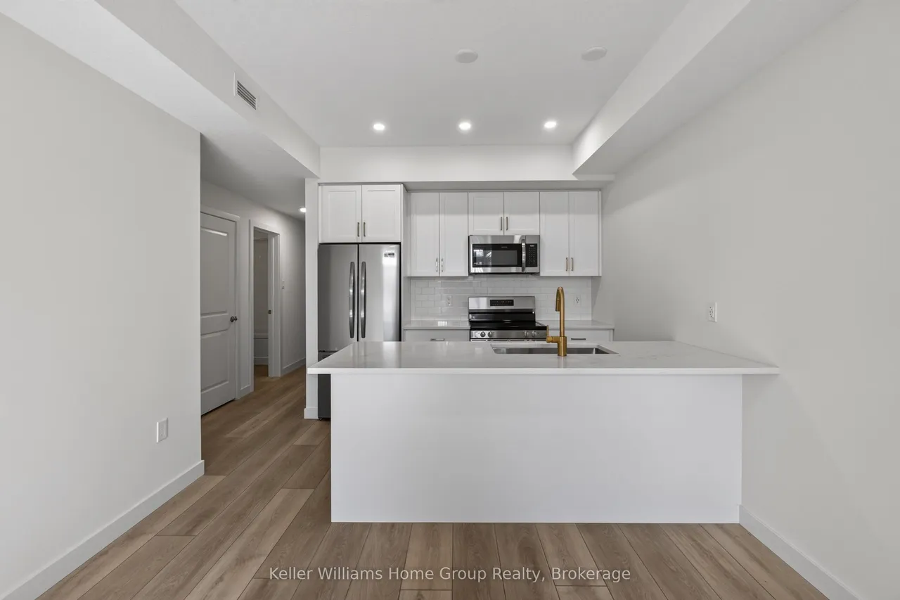 824 Woolwich Street