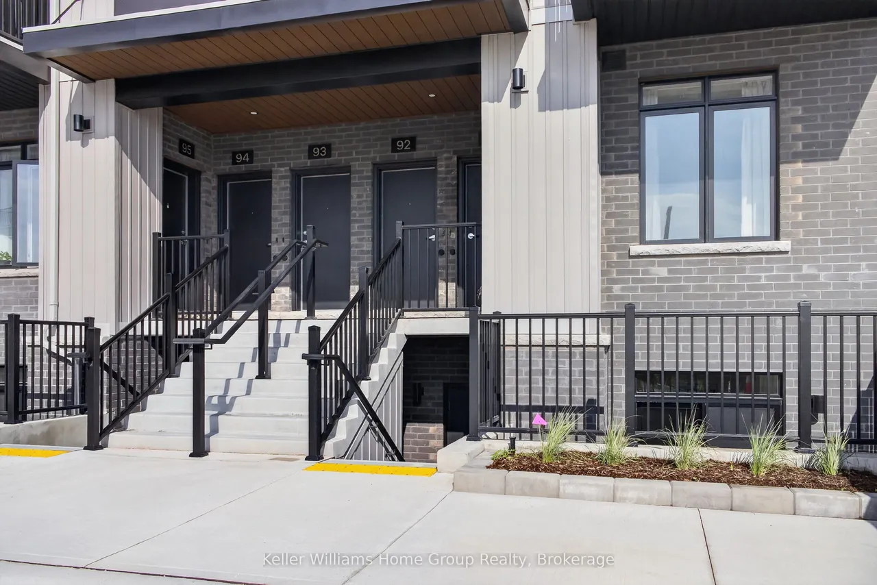 824 Woolwich Street — photo 2
