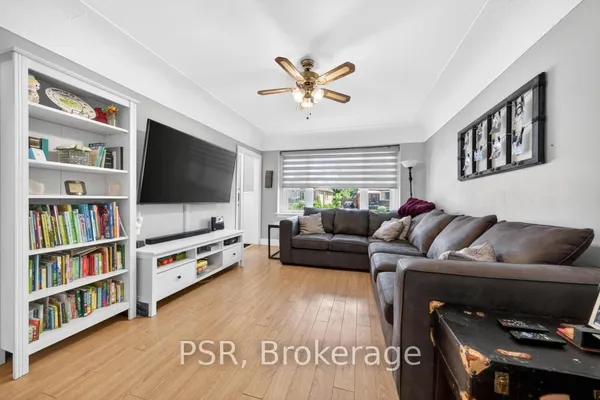 420 Upper Gage Avenue — photo 2