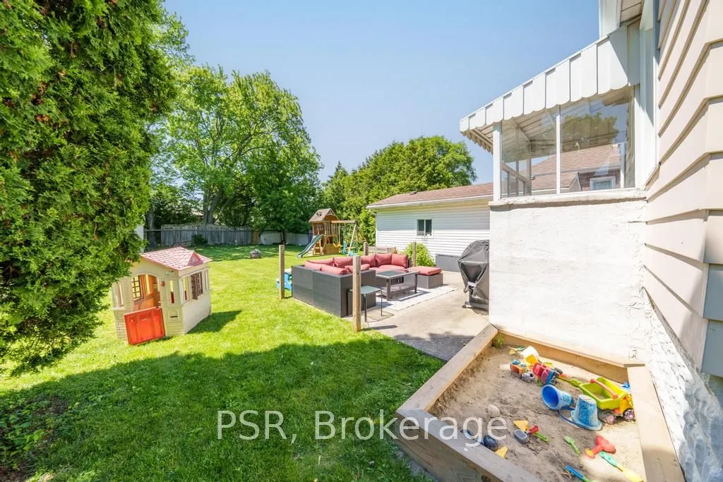 420 Upper Gage Avenue — photo 11