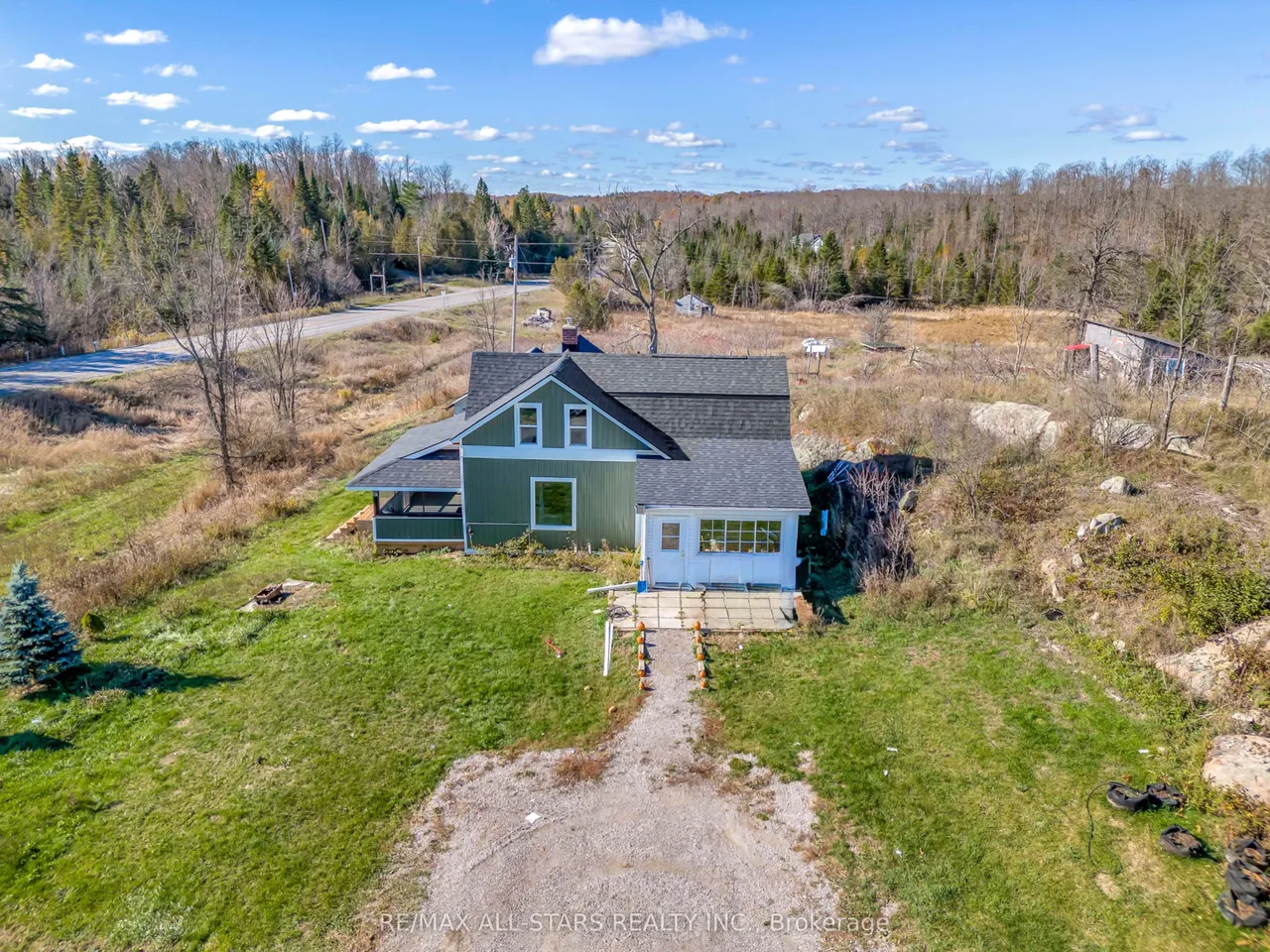 3783 Monck Road