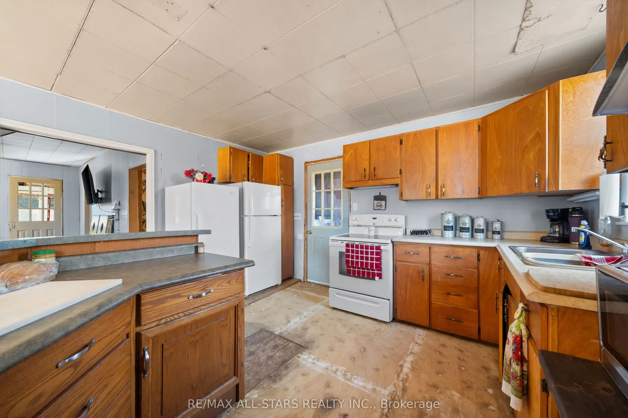 3783 Monck Road — photo 3