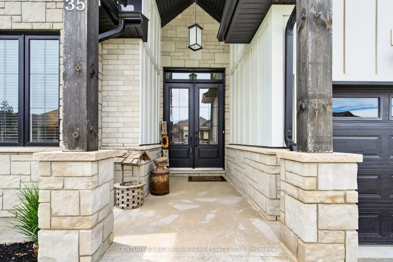 35 Elliot Street — photo 2