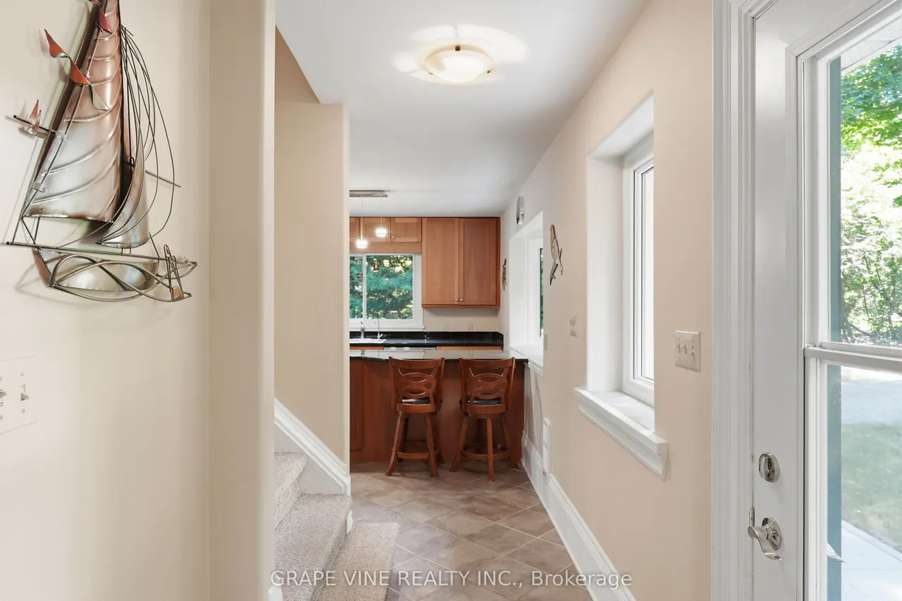 68 Goodman Crescent — photo 3