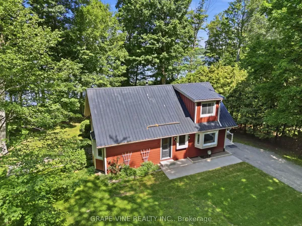68 Goodman Crescent — photo 2
