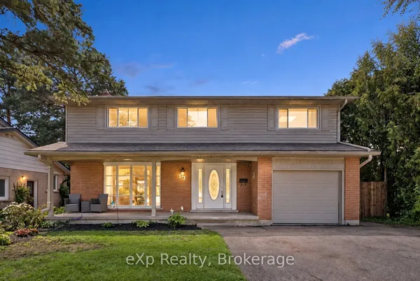 17 Carmine Place — photo 2