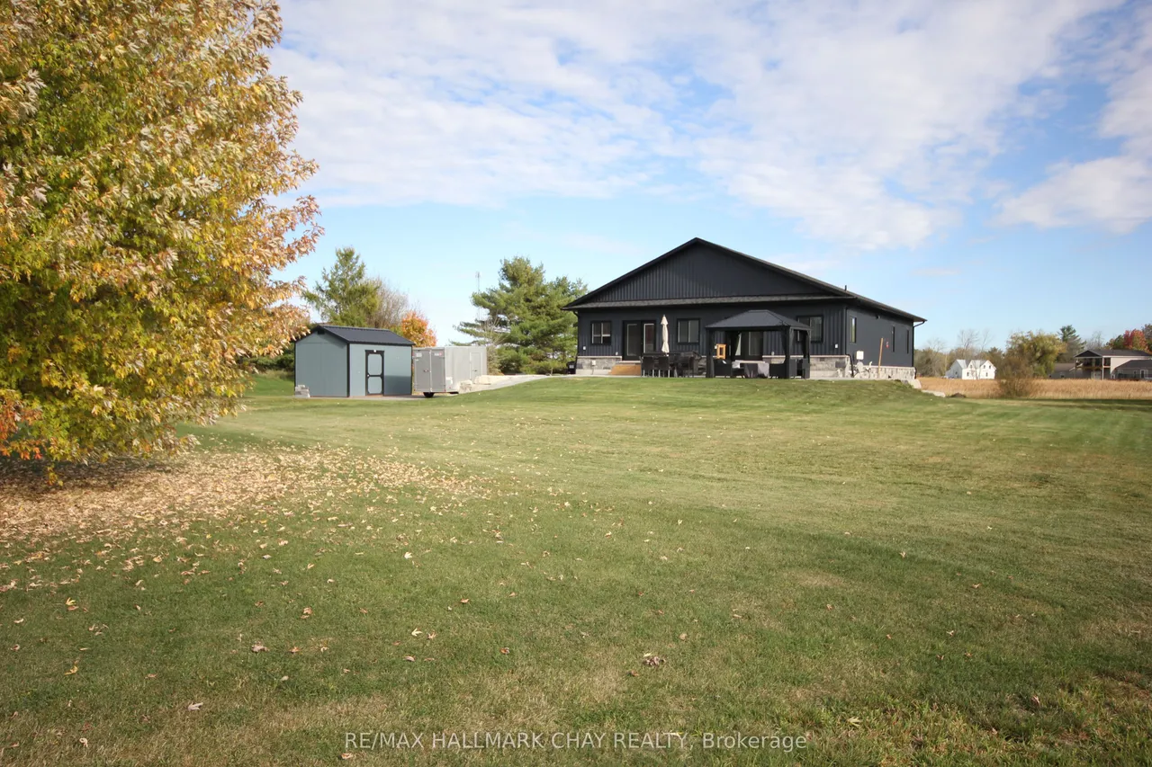 37 HILLSIDE Drive — photo 32