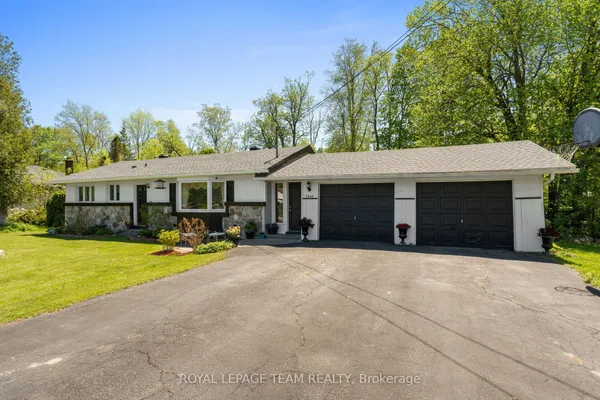 5643 Ficko Crescent — photo 2