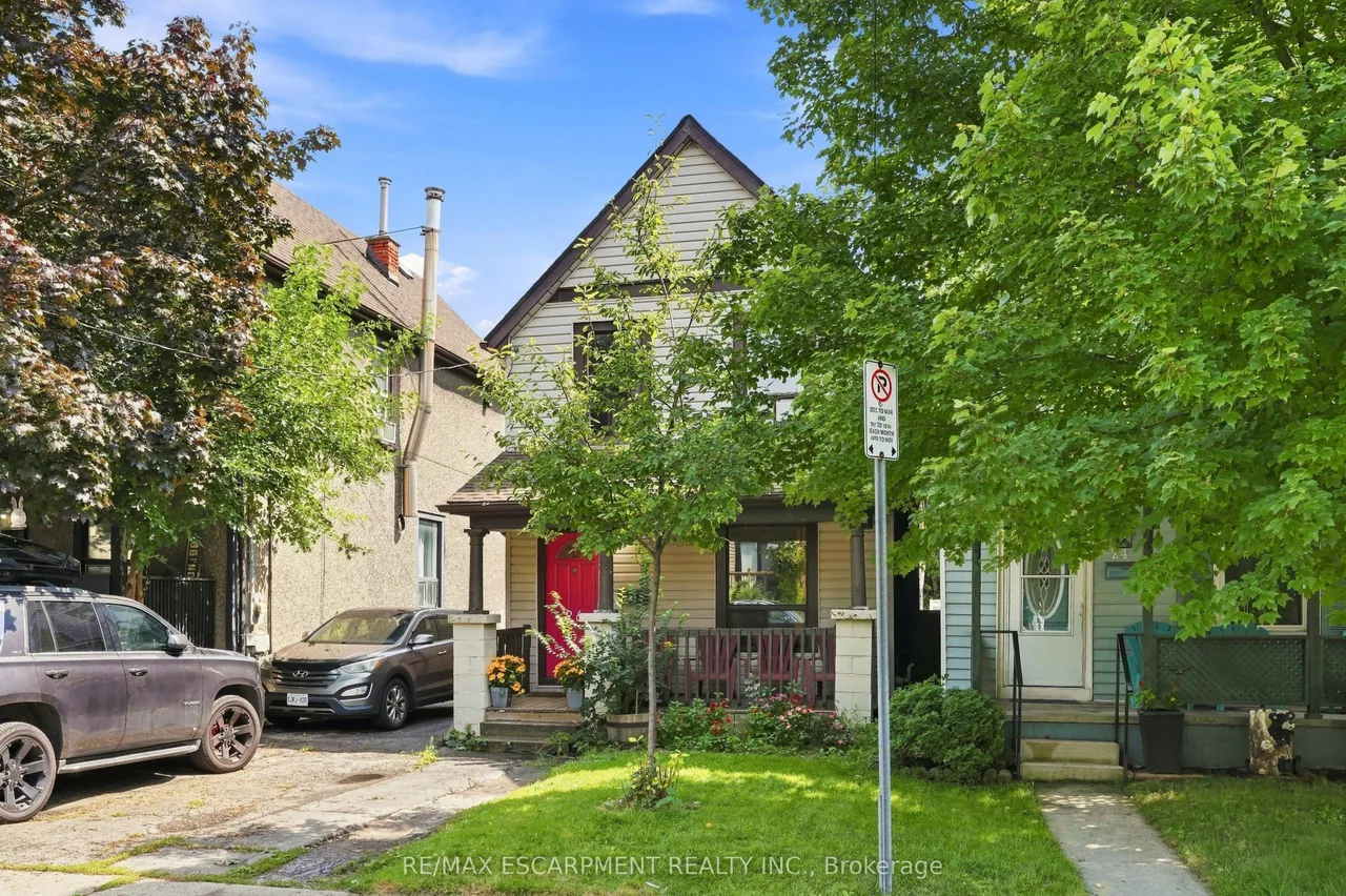 26 Niagara Street — photo 2
