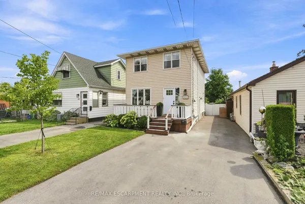 600 Quebec Street — photo 2