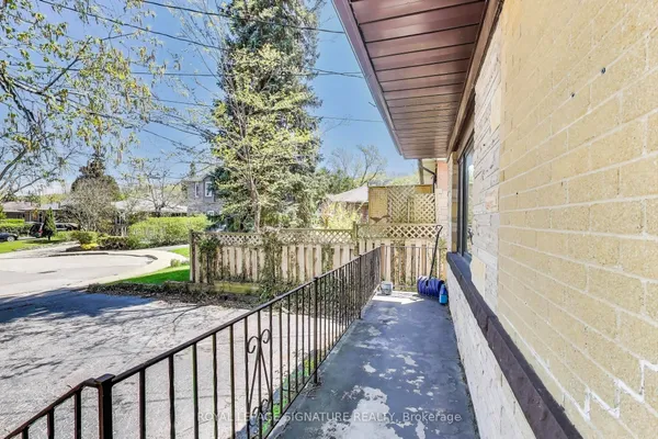 68 Harold Court — photo 2