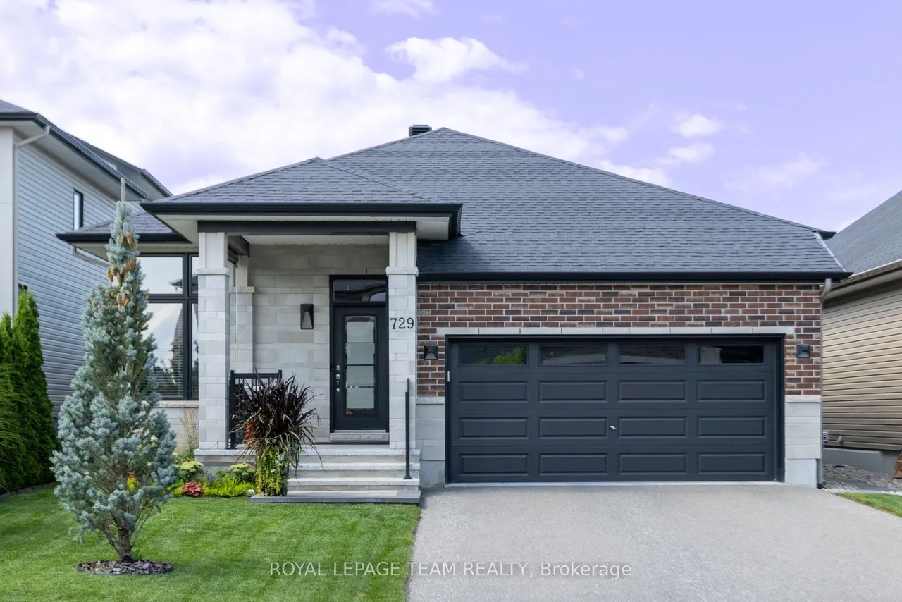 729 Carnelian Crescent — photo 37