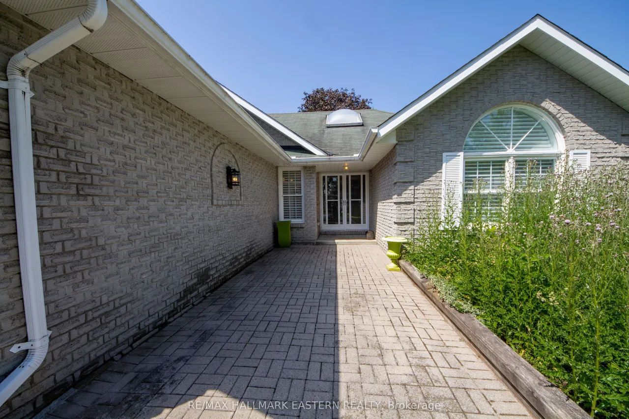 36 Russell Hill Road — photo 2