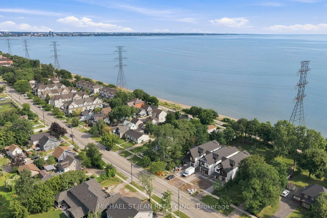 285 Beach Boulevard — photo 46