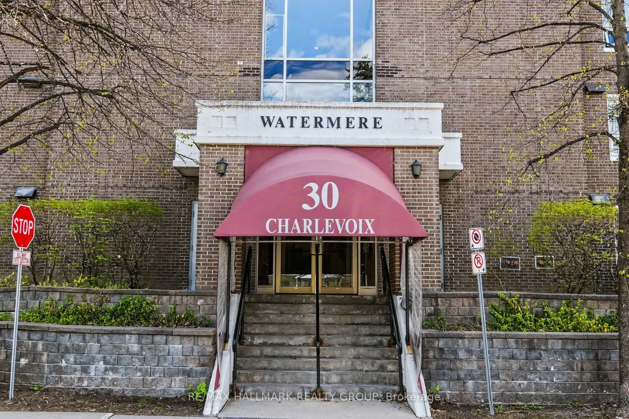 30 Charlevoix Street — photo 2