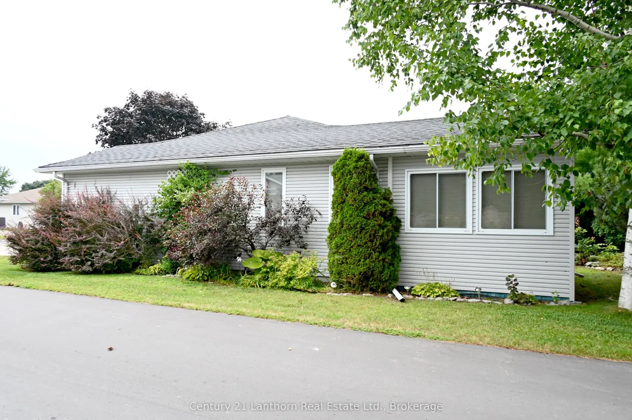 1 Reynolds Place N — photo 3