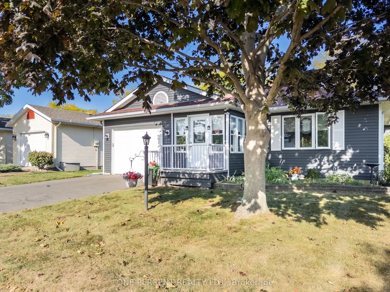 22 HERITAGE Drive — photo 3