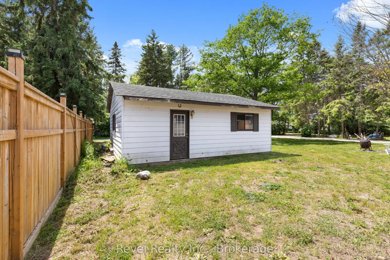101 Bolsover Road — photo 48