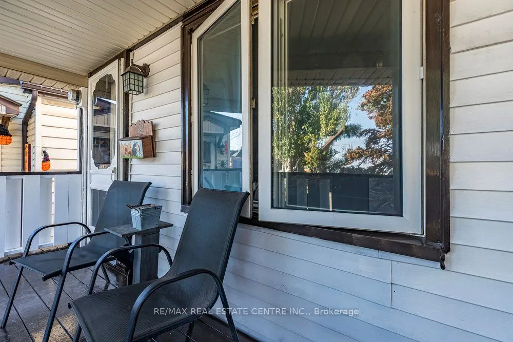 23 Frederick Avenue — photo 3