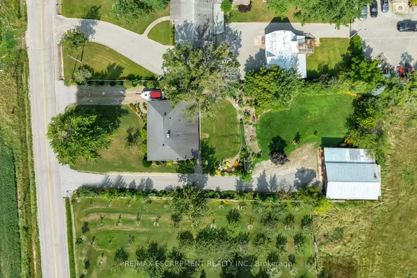 609 Green Mountain Road E — photo 2