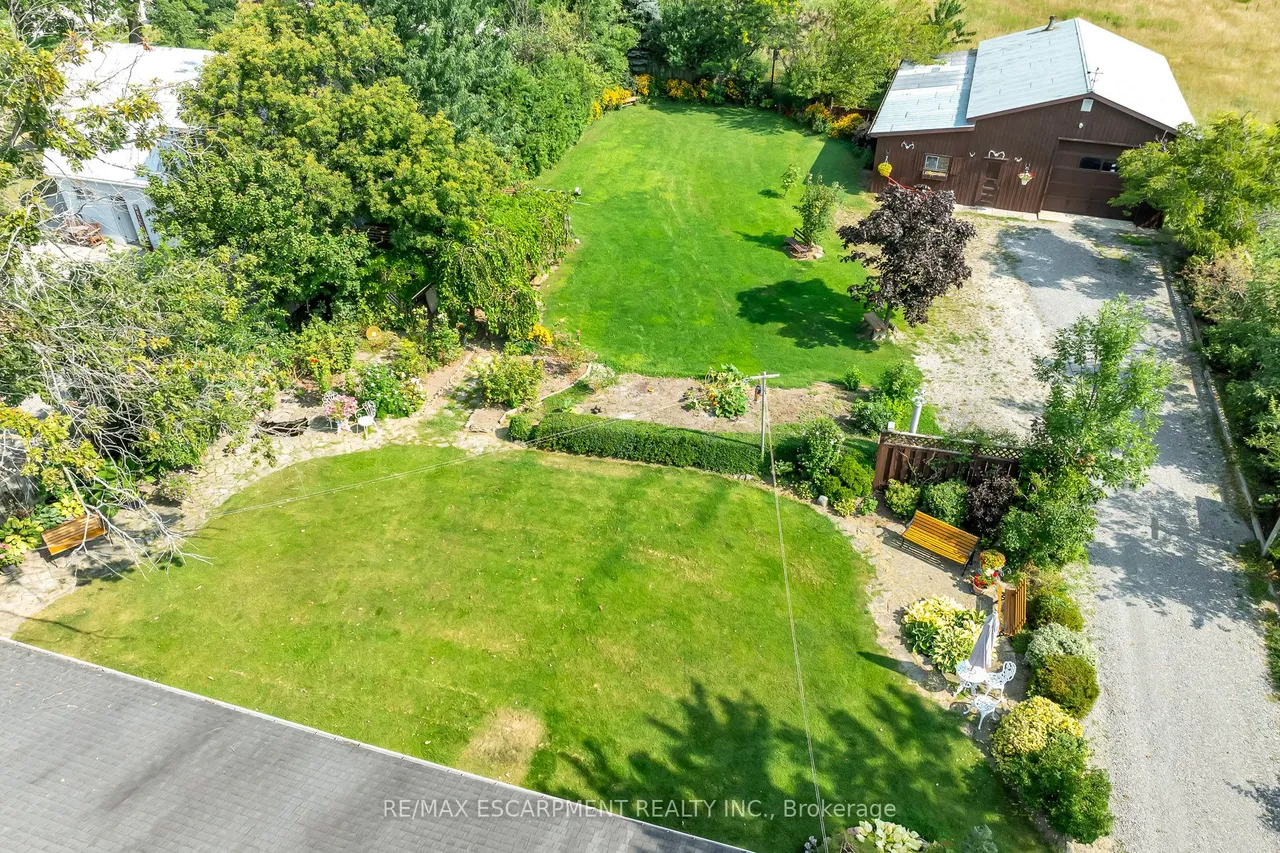 609 Green Mountain Road E — photo 27