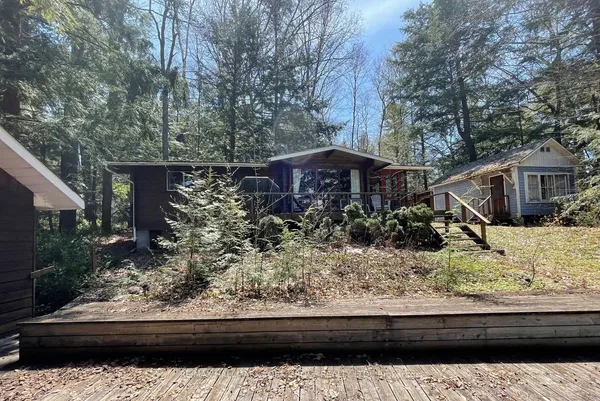 41 Maureen Drive — photo 2