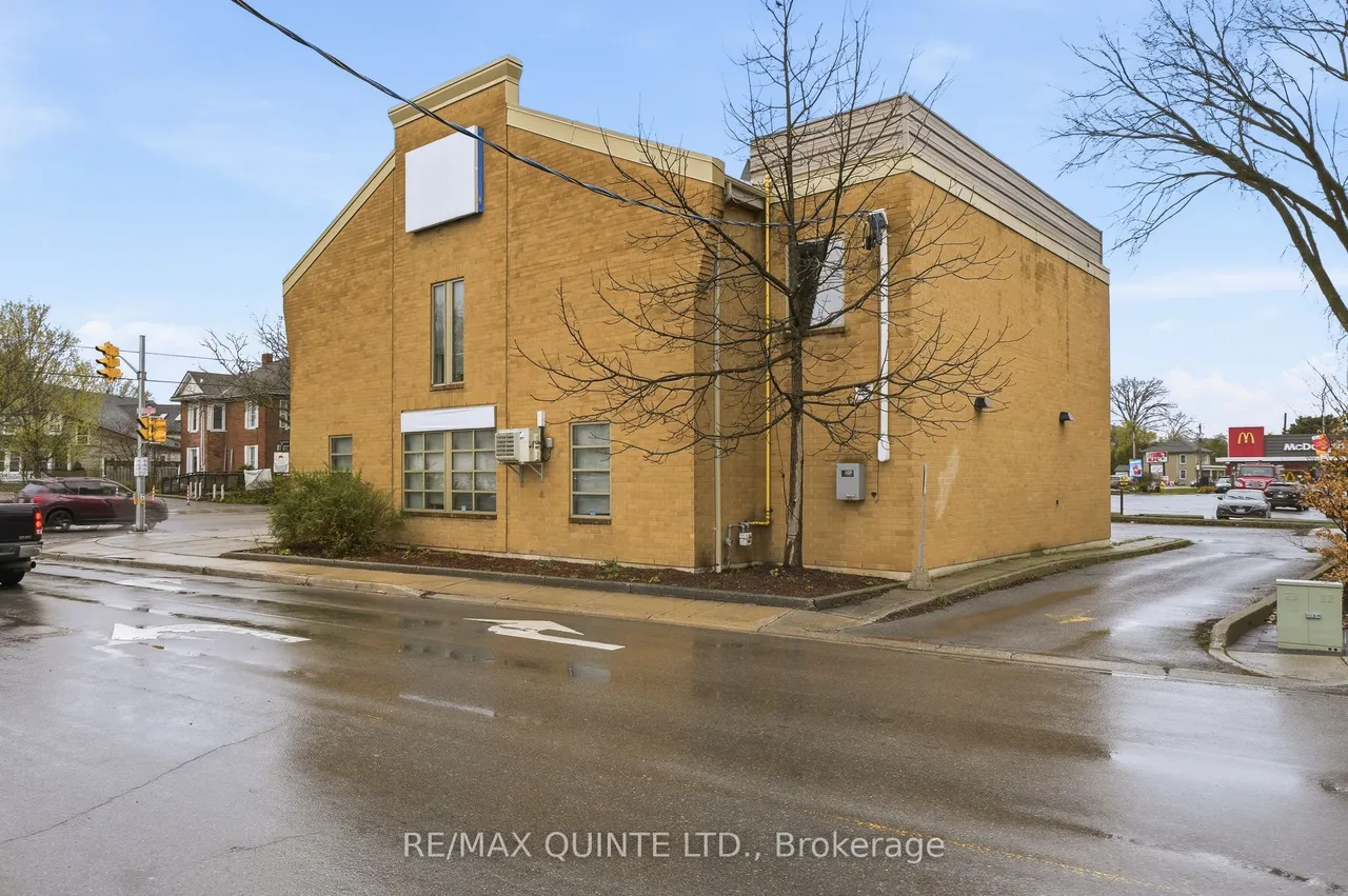 115 Picton Main Street — photo 3