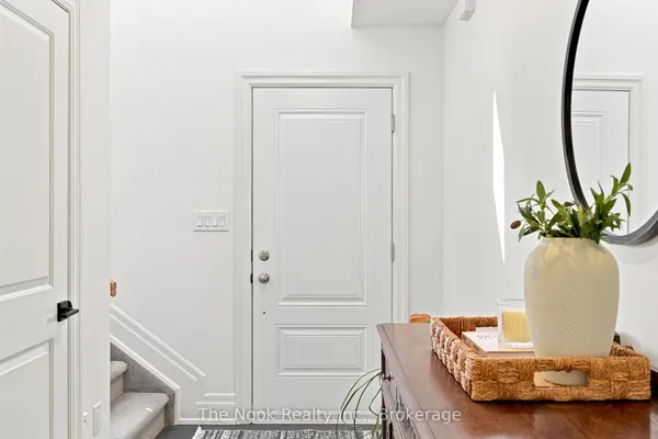 30 Campbell Crescent — photo 2