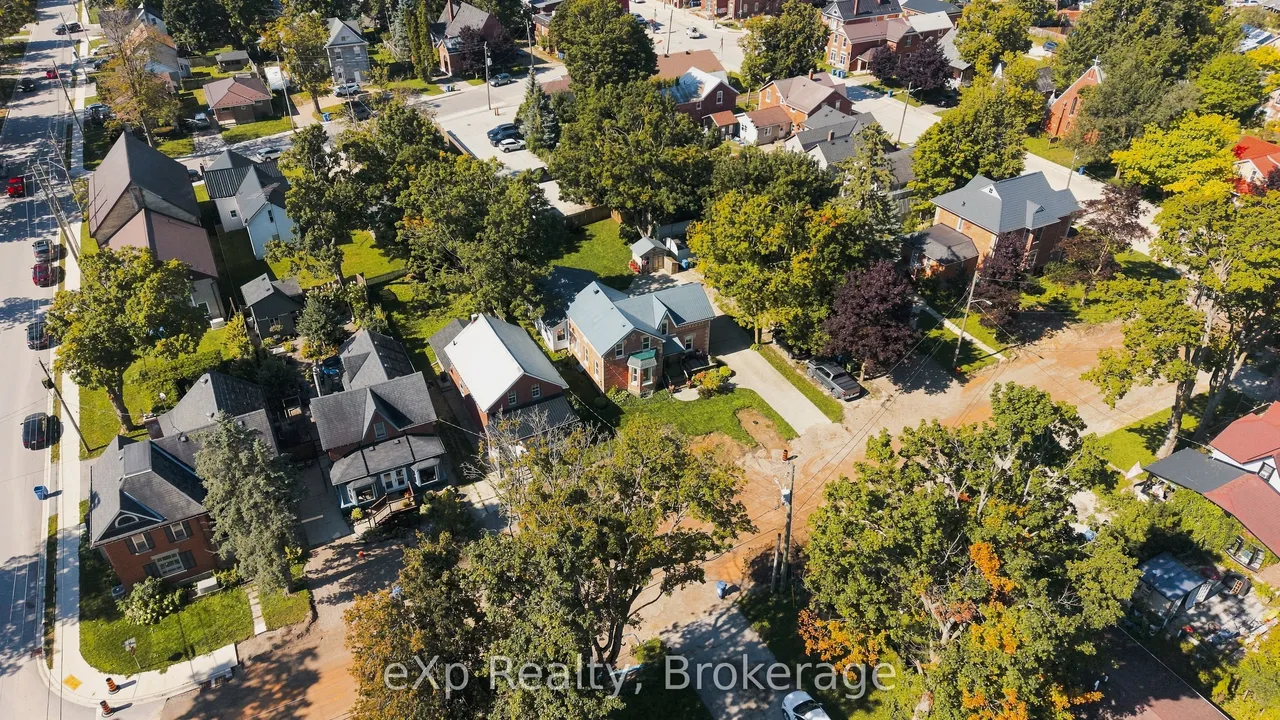 51 Osprey Street S — photo 45