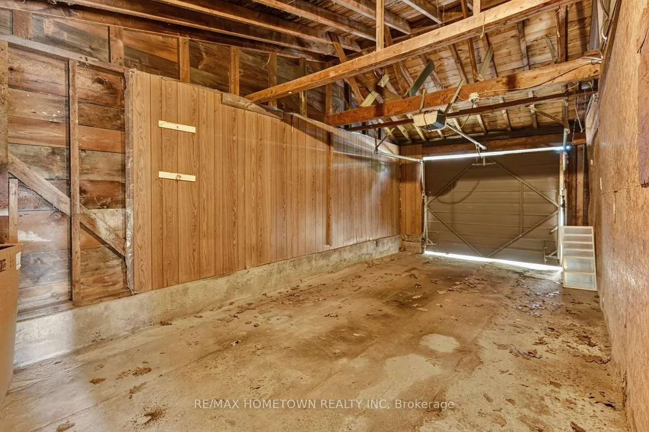 98 Pine Street — photo 50