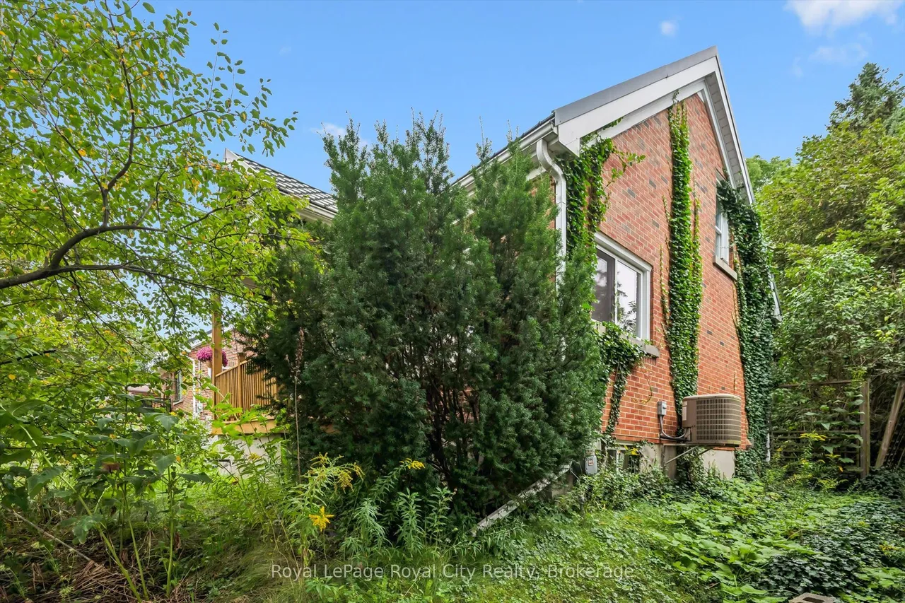 194 Grove Street — photo 3