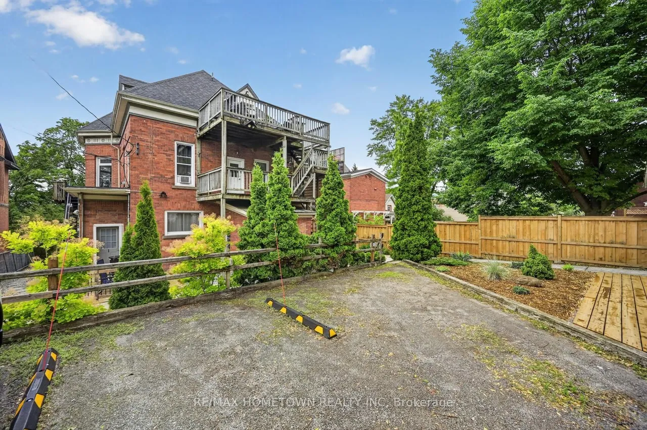 98 Pine Street — photo 49