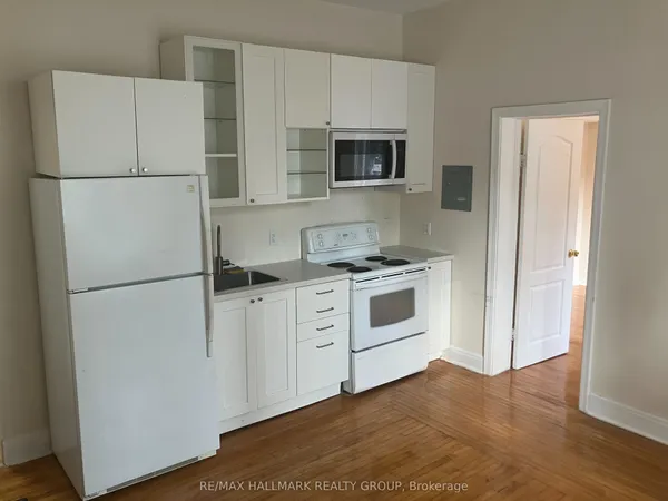 257 Bronson Avenue — photo 2