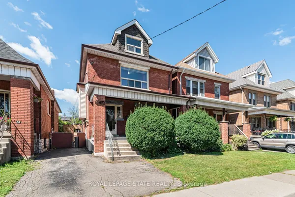 75 Kensington Avenue N