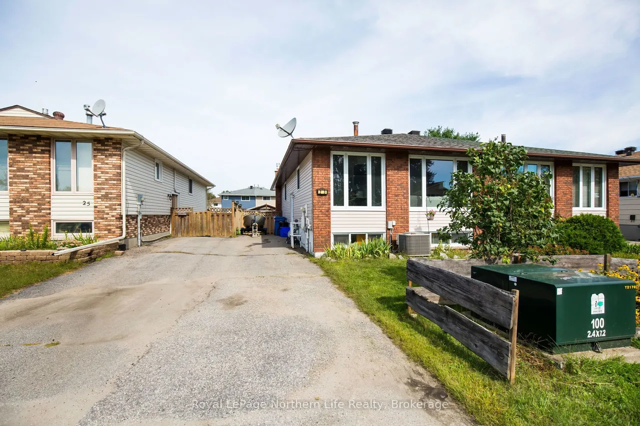 23 Harris Drive — photo 2