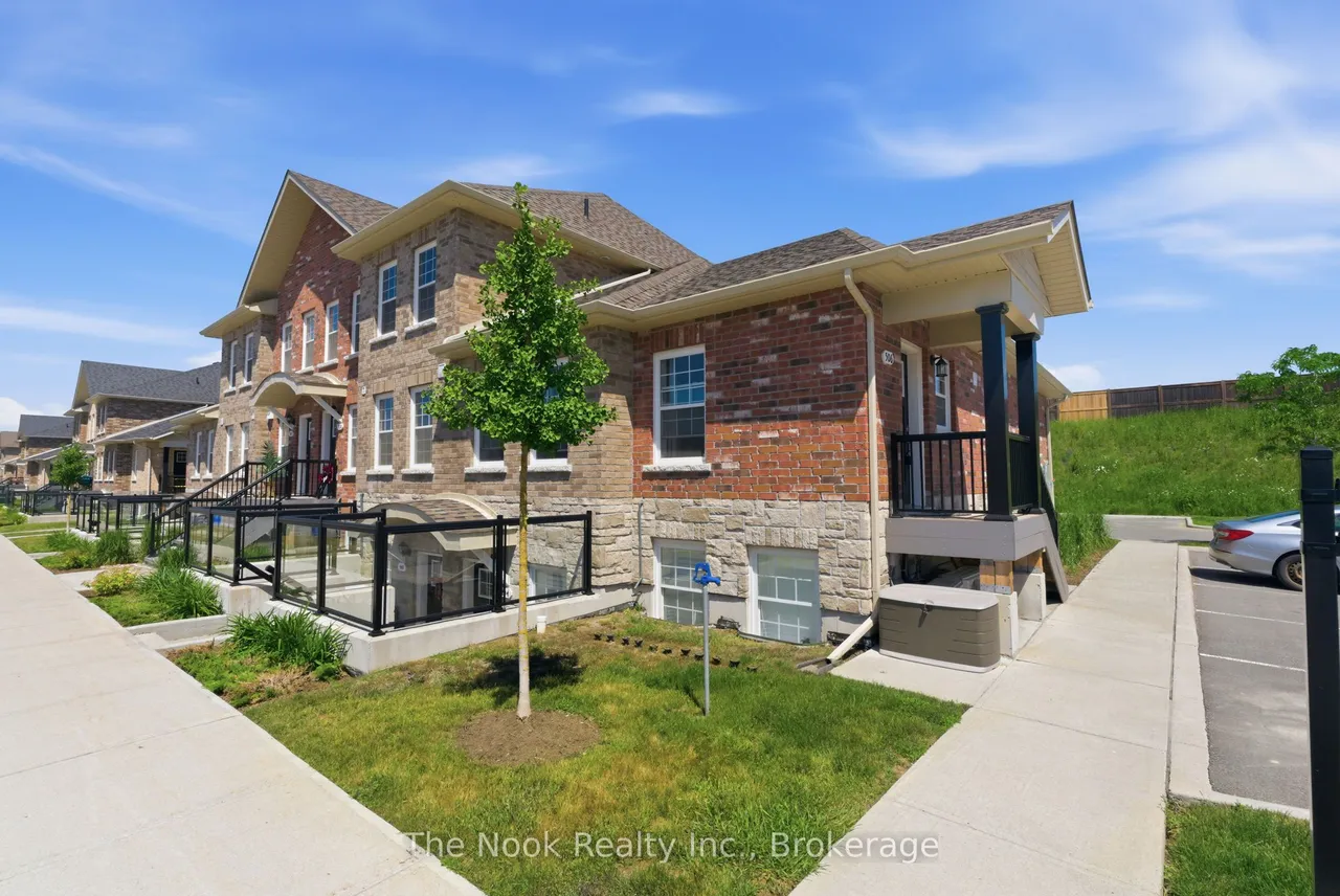 470 Lonsberry Drive — photo 3