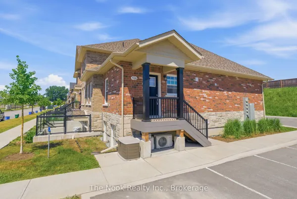 470 Lonsberry Drive — photo 2